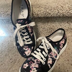 Alegria Women's Floral Sneakers - Black and Pink